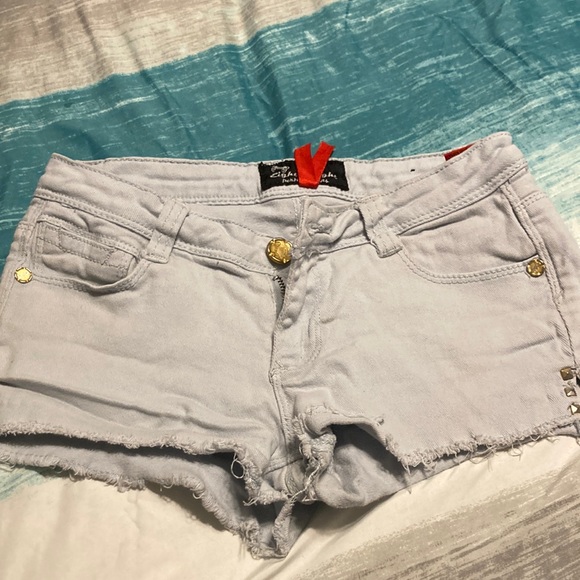 Light color Jean shorts - Picture 1 of 4